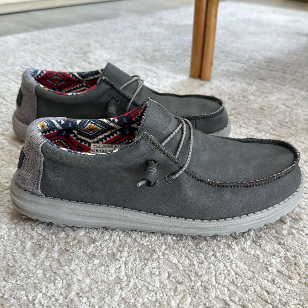 HEY DUDE *Gently Worn* Men's Wally Recycled Leather Quarry Gray Shoes Size 11